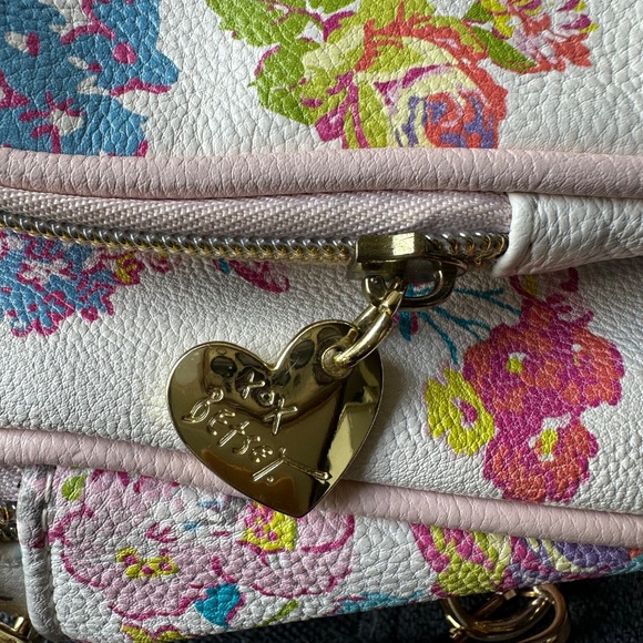 Betsey Johnson floral print Mini Backpack. - Picture 11 of 16